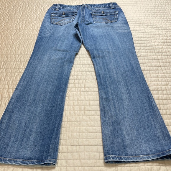 INC DENIM SIZE 10 Women's Blue REGULAR FIT BOOTLEG JEANS MARK ON BACK - Picture 9 of 10